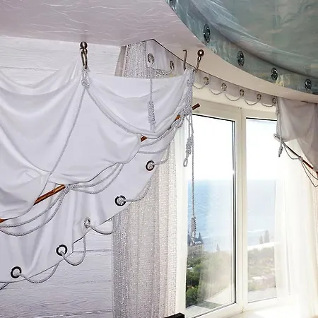 Apartment Sea In The Palm Of Your Hand